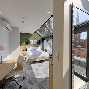 Hampton By Hilton Old Town Hotel